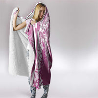 Hawaii Puakenikeni And Maile Lei Hooded Blanket Pink Polynesian Shark Tattoo DT05