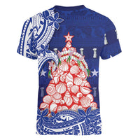 Northern Mariana Islands Christmas Women V-Neck T-Shirt Seashell Xmas Tree Tribal Waves - Polynesian Pride