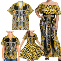 Aotearoa Ngati Whatua Family Matching Off Shoulder Maxi Dress and Hawaiian Shirt Maori Tribal Gold Paua Shell Pattern DT05 - Polynesian Pride