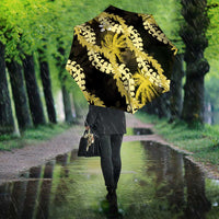 Puakenikeni Maile Lei Umbrella Frangipani Yellow Tropical Leaves