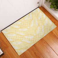 Pastel Yellow Mermaid Puakenikeni Maile Lei Rubber Doormat