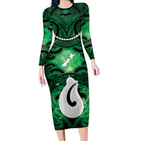Personalised Maori Matariki Hei Matau Kakariki Family Matching Long Sleeve Bodycon Dress and Hawaiian Shirt Maori Kowhaiwhai Pattern Galaxy LT01 Mom's Dress Green - Polynesian Pride