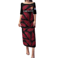 Fiji Rugby Family Matching Puletasi Dress and Hawaiian Shirt Flying Fijians Red Palm Tree Version LT01 Mom's Dress Black - Polynesian Pride