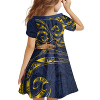 Tokelau Tokehega Day Kid Short Sleeve Dress Coat of Arms with Polynesian Tattoo and Hibiscus LT03 - Polynesian Pride