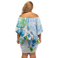 Hawaiian Couple Turtles Honi Off Shoulder Short Dress Polynesian Art Motifs and Hibiscus White Blue Color - Polynesian Pride