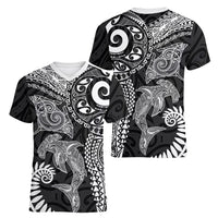 Aotearoa Maori Sea Animals Tribal Women V-Neck T-Shirt Manta Ray and Shark Moko Pattern Black Color LT03 - Polynesian Pride