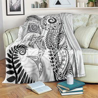 Aotearoa Maori Sea Animals Tribal Blanket Manta Ray and Shark Moko Pattern White Color