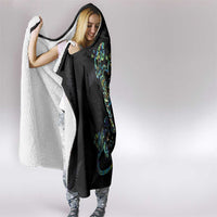 New Zealand Gecko Maori Art Tattoo Hooded Blanket Silver Fern and Paua Shell Mode