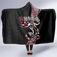 Aotearoa Toitu Te Tiriti Taniko Hooded Blanket Maori Taniwha Haka - Honour the Treaty LT03 One Size Black - Polynesian Pride