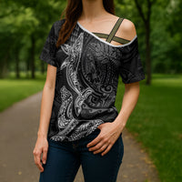 Hawaiian Monk Seal and Whale Cross Shoulder Shirt Kakau Tribal Pattern Grayscale