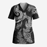 New Zealand Sea Animals with Maori Tribal Tattoo Scrub Top Shark Manta Ray with Silver Fern Black LT03 Adult Black - Polynesian Pride