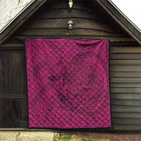 Hawaiian Whales Polynesian Art Motifs Quilt Pink Color - Polynesian Pride