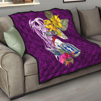 Custom Northern Mariana Islands Christmas Quilt Funny Santa Hug Latte Stone Ylang-ylang and Polynesia Pattern Pink LT03 - Polynesian Pride