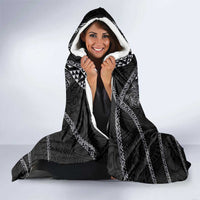 Hawaiian Kakau Art and Hisbiscus Tattoo Hooded Blanket Tribal Pattern-Silver Style LT03 - Polynesian Pride