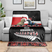 New Zealand Meri Kirihimete Blanket Christmas Tui Bird and Kea Bird - Haka Santa with Maori Koru Art Pattern LT03 - Polynesian Pride