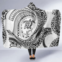 Hawaiian Turtle and Shark Hooded Blanket Kakau Tribal with Polynesian Pattern White Color
