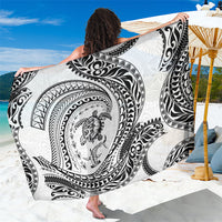 Hawaiian Turtle and Shark Sarong Kakau Tribal with Polynesian Pattern White Color