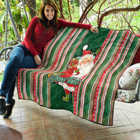 Custom Kiribati Christmas Quilt Santa With Gift Bag Behind Ribbons Seamless Green Maori LT03 - Polynesian Pride