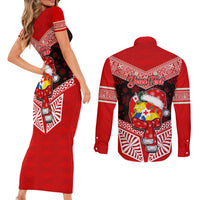 Personalised Tonga Christmas Couples Matching Short Sleeve Bodycon Dress and Long Sleeve Button Shirts Tongan Coat of Arms Santa With Ngatu Pattern Christmas Red Style LT03 - Polynesian Pride