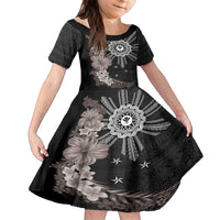 Hawaii and Philippines Together Family Matching Off The Shoulder Long Sleeve Dress and Hawaiian Shirt Hibiscus Flower and Sun Badge Polynesian Pattern Grayscale LT03 Daughter's Dress Black - Polynesian Pride