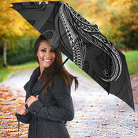 Personalised New Zealand Aotearoa Darts Masters Umbrella Tribal Silver Fern and Ta Moko Dartboard - Polynesian Pride