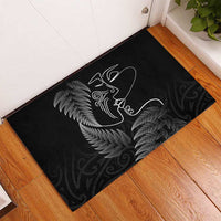 New Zealand Valentine's Day Rubber Doormat Silver Fern and Line Art Love Couple