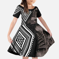 Aotearoa Tukutuku Motif Family Matching Puletasi and Hawaiian Shirt Pohutukawa and Fern Leaves Grayscale Color LT03 Daughter's Dress Black - Polynesian Pride
