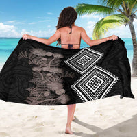Aotearoa Tukutuku Motif Sarong Pohutukawa and Fern Leaves Grayscale Color