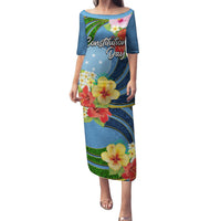 Micronesia Constitution Day Family Matching Puletasi and Hawaiian Shirt Hibiscus and Tapa Tribal Pattern LT03 Mom's Dress Blue - Polynesian Pride