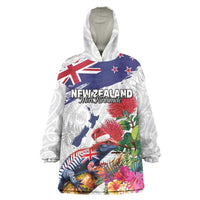 New Zealand Christmas Wearable Blanket Hoodie Meri Kirihimete-Tuatara and Pohutukawa White Color LT03 One Size White - Polynesian Pride