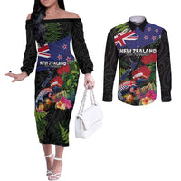 New Zealand Christmas Couples Matching Off The Shoulder Long Sleeve Dress and Long Sleeve Button Shirt Meri Kirihimete-Tuatara and Pohutukawa Black Color LT03 Black - Polynesian Pride