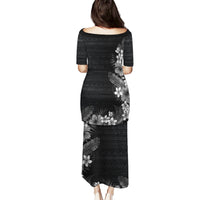 Hawaii Tropical Flowers and Leaves Puletasi Tapa Pattern Grayscale Mode