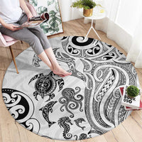 New Zealand Sea Animals with Maori Tribal Tattoo Round Carpet White Color