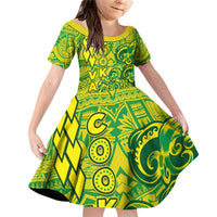 Cook Islands Va'a Polynesian Art Tattoo Family Matching Off Shoulder Short Dress and Hawaiian Shirt National Color LT03 Daughter's Dress Green - Yellow - Polynesian Pride