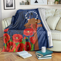 Cook Islands ANZAC Day Blanket Soldier Paying Respect We Shall Remember Them LT03 Blue - Polynesian Pride