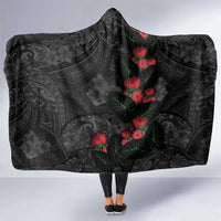 Hawaiian Taro Leaves and Ohia Lehua Hooded Blanket Polynesian Tribal Art Tropical Plants Motifs Grayscale LT03 One Size Multicolor - Polynesian Pride