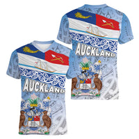 New Zealand Auckland Women V-Neck T-Shirt Auckland's Flag and Coat of Arms - Koru Art Maori Pattern
