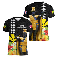 Hawaii King Kamehameha Day Women V-Neck T-Shirt Kanaka Maoli Hibiscus Flower and Kakau Pattern