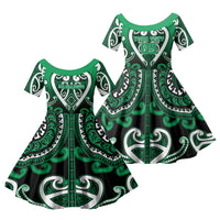 Custom Aotearoa Ngati Maniapoto Family Matching Summer Maxi Dress and Hawaiian Shirt Maori Tribal Pattern LT05 Daughter's Dress Green - Polynesian Pride