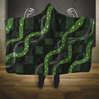 Hawaiian Quilt Hooded Blanket Pele Hair Hinahina Lei Black Version