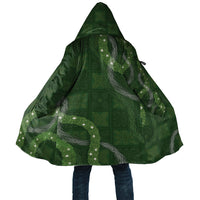 Hawaiian Quilt Cloak Pele Hair Hinahina Lei Green Version