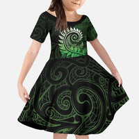 New Zealand Maori Koru Fern Family Matching Short Sleeve Bodycon Dress and Hawaiian Shirt Spiral Polynesian Style Green LT05 Daughter's Dress Green - Polynesian Pride