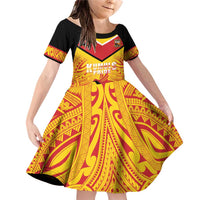 Papua New Guinea Rugby Custom Family Matching Off Shoulder Short Dress and Hawaiian Shirt Kumul Pride Go Champions LT05 Daughter's Dress Yellow - Polynesian Pride