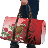 New Zealand Parrot Kaka Travel Bag Maori Koru With Pohutukawa Flowers - Polynesian Pride