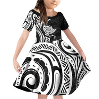 Hawaii Manta Ray Family Matching Off Shoulder Short Dress and Hawaiian Shirt Polynesian Art Tattoo LT05 Daughter's Dress Black - Polynesian Pride