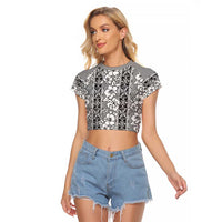Hawaii Vintage Gray Hibiscus Tapa Pattern Raglan Cropped T Shirt