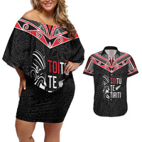 Aotearoa Toitu Te Tiriti Couples Matching Off Shoulder Short Dress and Hawaiian Shirt New Zealand Honour The Treaty LT05 Black - Polynesian Pride