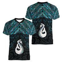 New Zealand Maori Women V-Neck T-Shirt Poutama Manaia Turquoise Paua Shell