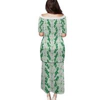 Hawaii Ti Leaf Maile Tuberose Lei Family Matching Puletasi and Hawaiian Shirt With Hanalei Leaf Green