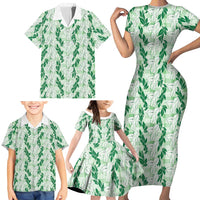 Hawaii Ti Leaf Maile Tuberose Lei Family Matching Short Sleeve Bodycon Dress and Hawaiian Shirt With Hanalei Leaf Green LT05 - Polynesian Pride
